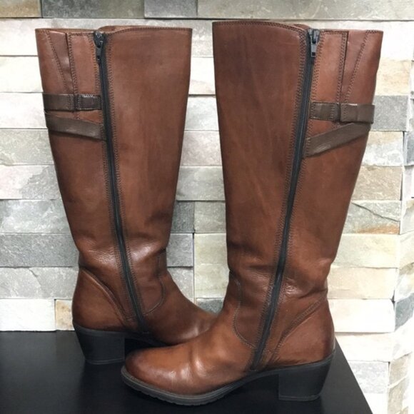 Clarks Maymie Stellar Knee High Boot (H80-Z) - Picture 5 of 11